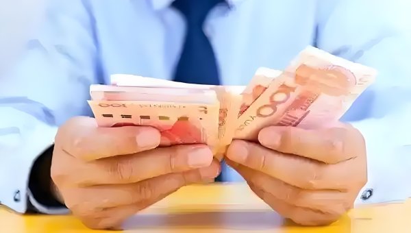满瑞网 2025年，因为缺钱，社会或将迎来5大变化，提前做好准备！