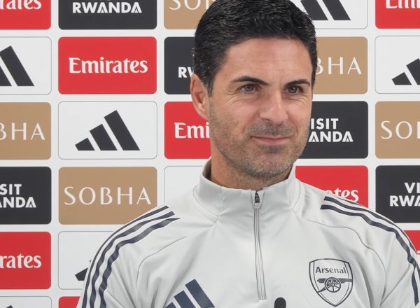 优配物料 塔帅:我和哲凯赖什说若不能承受连场不进球的压力就去别处